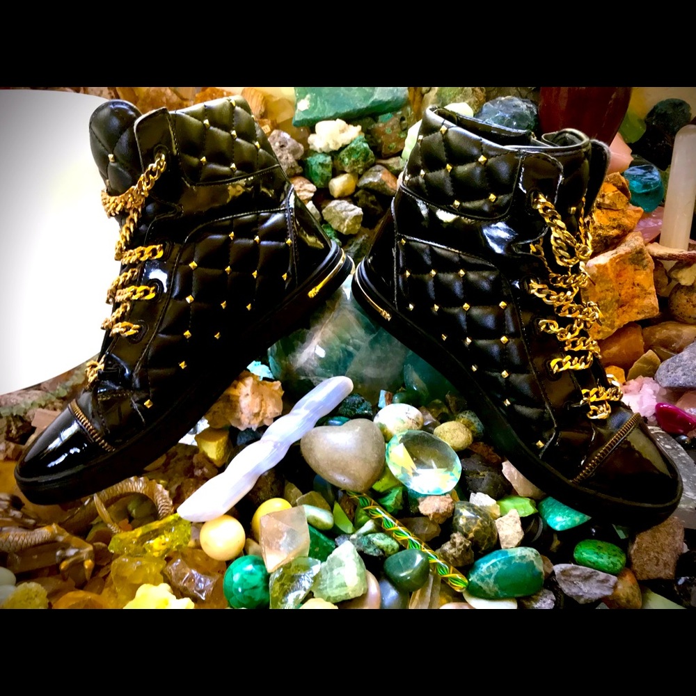 Michael Kors Urban Chain High Top Sneaker Size 7.5